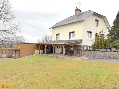 Maison - 170 m² - 5 pièces