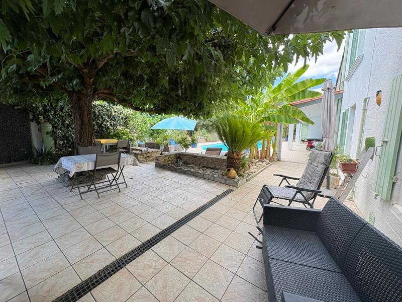 Maison - 175 m² - 6 pièces