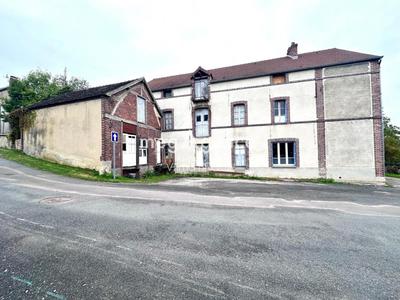 Moulin - 114 m² - 6 pièces