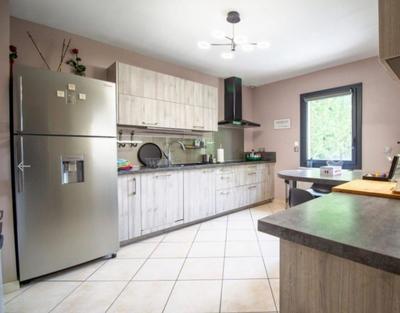 Maison - 250 m² - 7 pièces