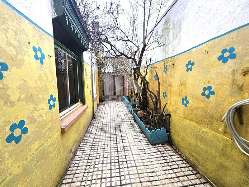 Immeuble - 9 pièces