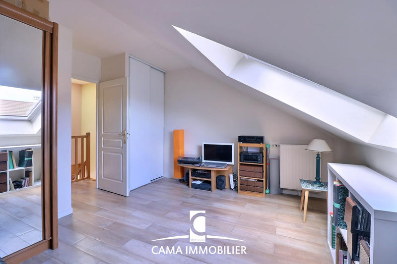 Maison - 94 m² - 4 pièces