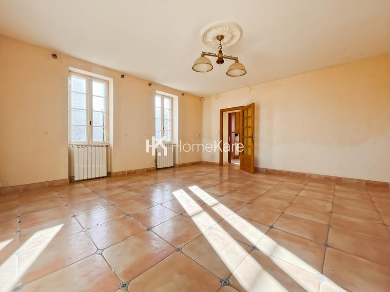 Maison - 170 m² - 5 pièces