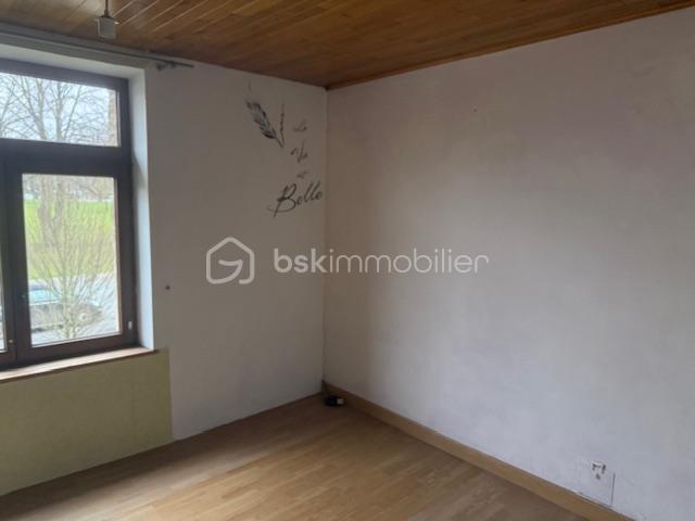 Demeure - 104 m² - 5 pièces