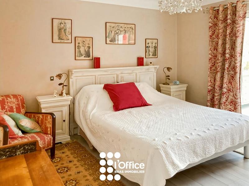 Maison - 187 m² - 6 pièces