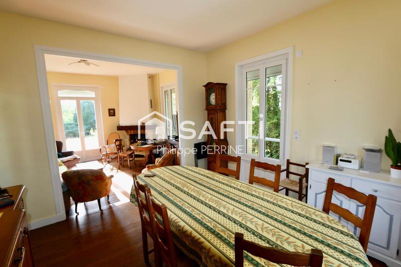 Maison de maîtres - 165 m² - 8 pièces