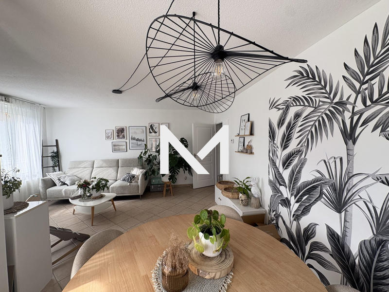 Appartement - 83 m² - 4 pièces