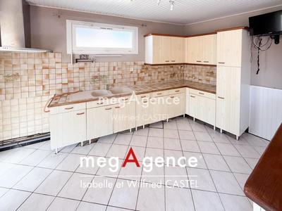 Maison - 90 m² - 4 pièces