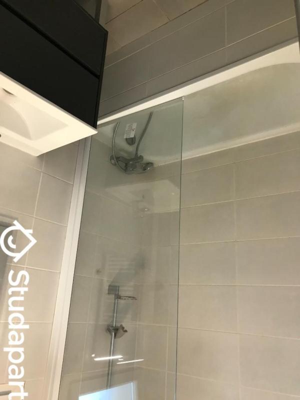 Chambre - 9 m² - 1 pièce