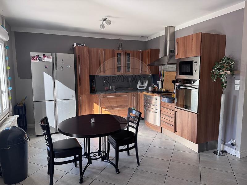 Maison - 114 m² - 6 pièces