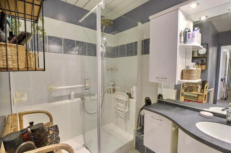 Appartement - 97 m² - 5 pièces