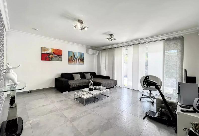 Villa - 230 m² - 7 pièces