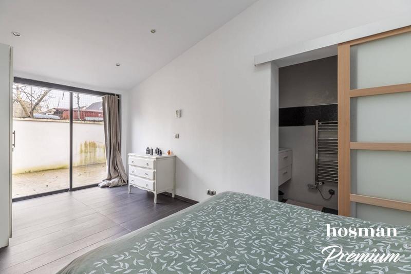 Maison - 290 m² - 6 pièces