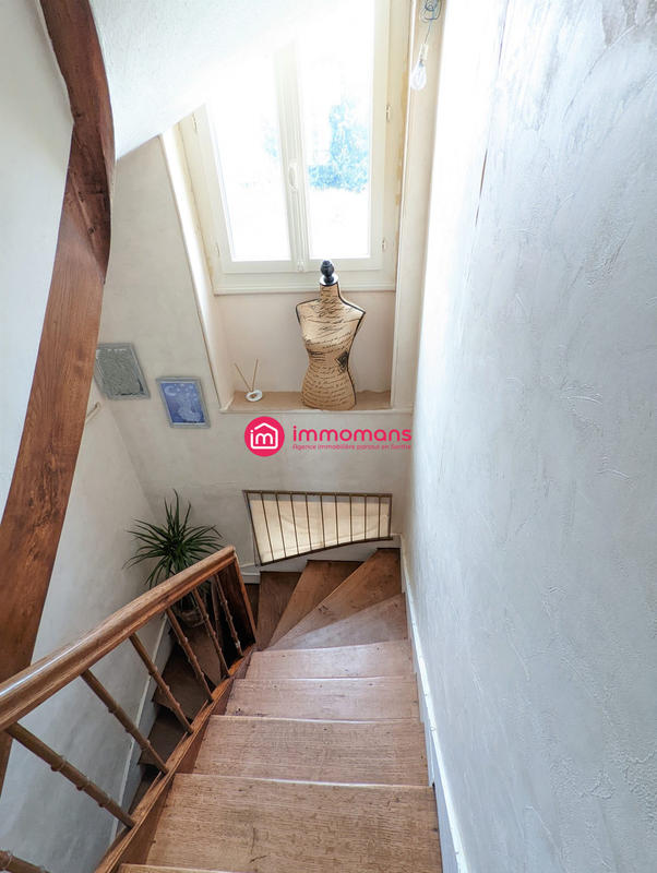 Maison - 151 m² - 6 pièces