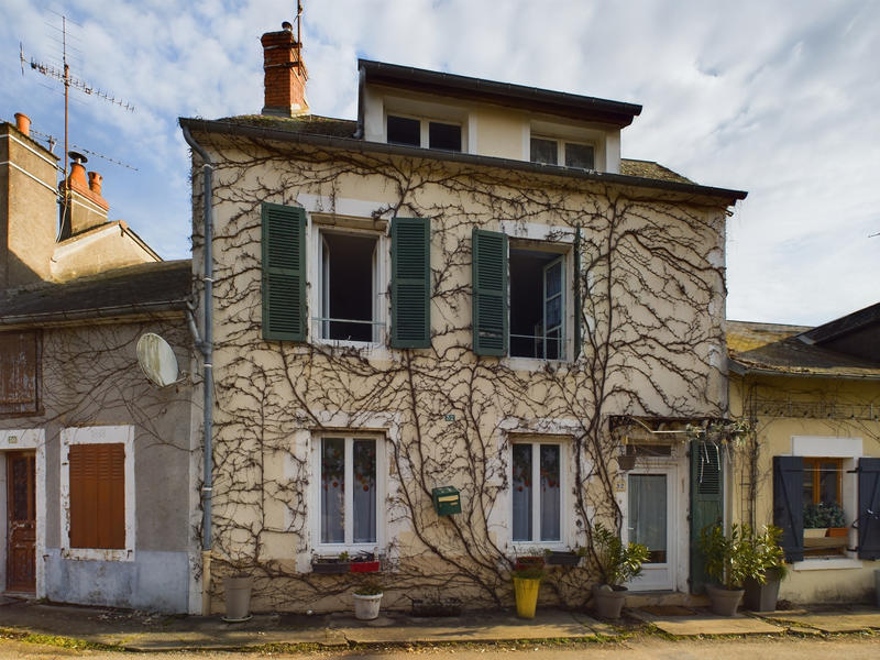 Maison - 94 m² - 4 pièces