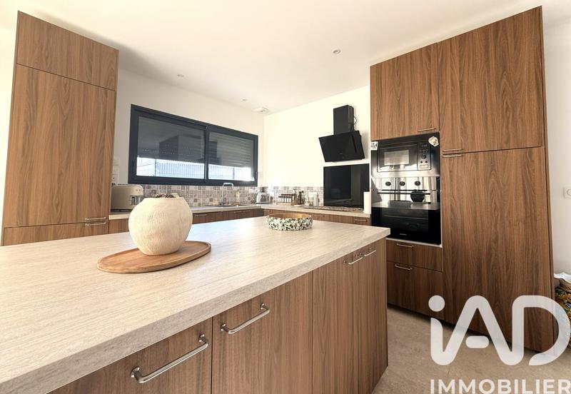 Maison - 138 m² - 5 pièces