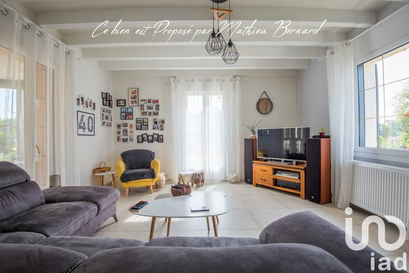 Maison - 214 m² - 9 pièces