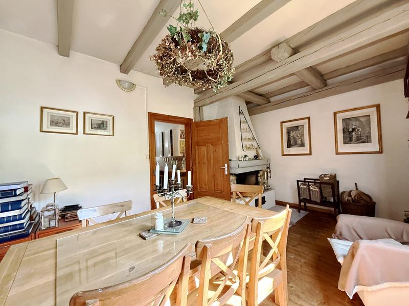 Maison ancienne - 207 m² - 8 pièces
