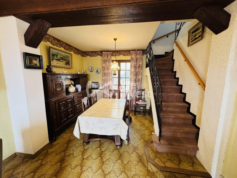 Maison - 98 m² - 6 pièces