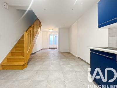 Maison - 98 m² - 4 pièces