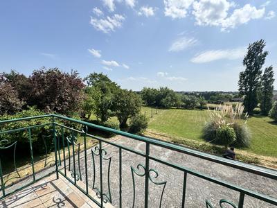 Maison traditionnelle - 147 m² - 5 pièces