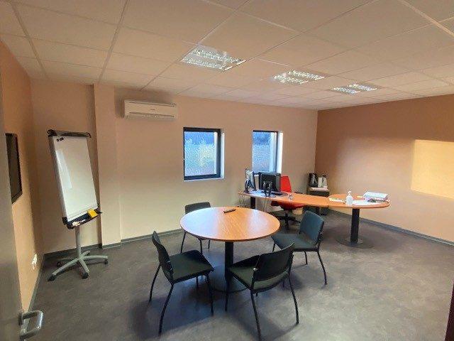 Bureau - 14 m² - 1 pièce