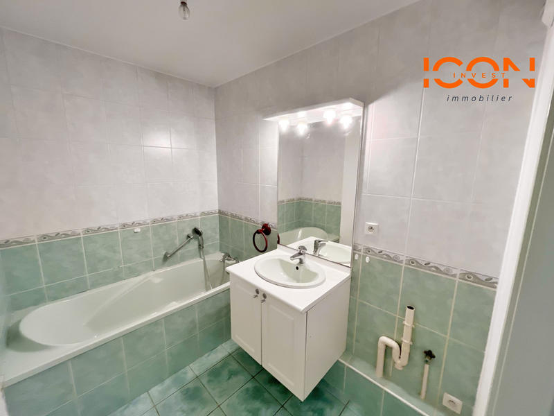 Appartement - 79 m² - 4 pièces