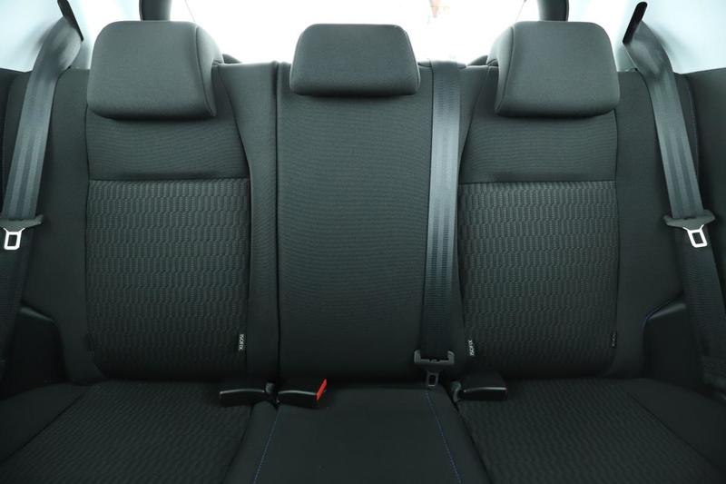 Peugeot 208 1.2 PureTech Signature 5p 82 ch