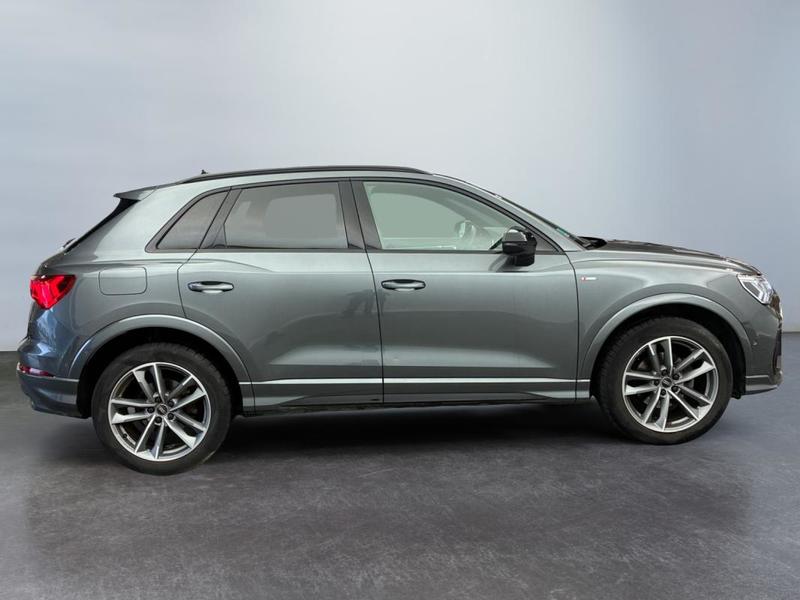 Audi Q3 35 Tfsi 150 ch s tronic 7 s line