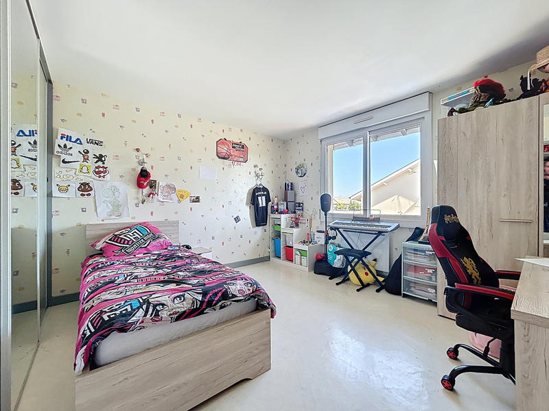 Maison - 143 m² - 7 pièces