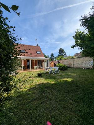 Maison - 96 m² - 4 pièces