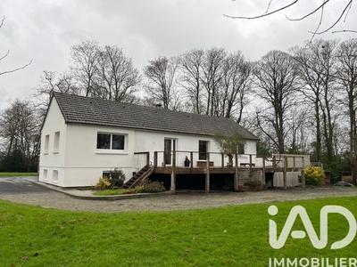 Maison - 210 m² - 8 pièces