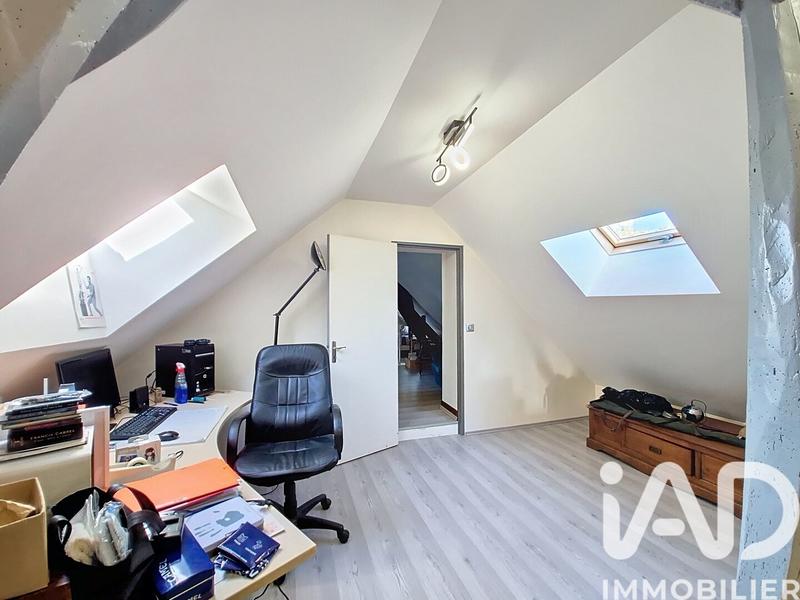 Maison - 186 m² - 7 pièces