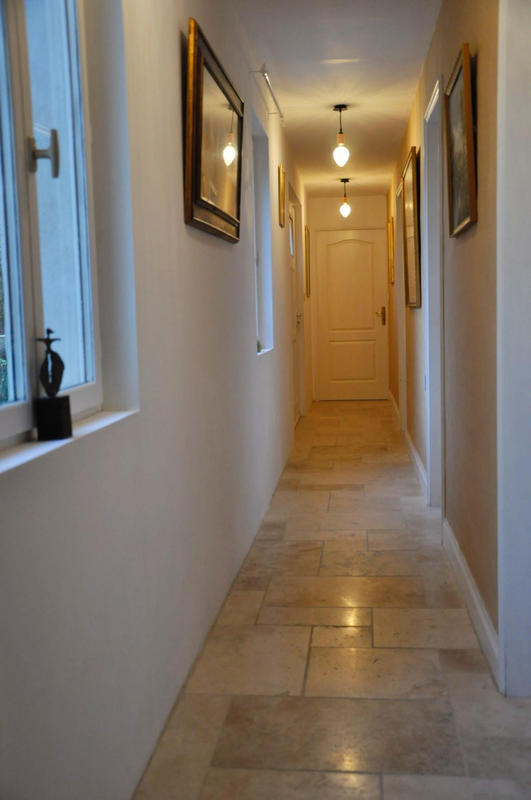 Maison - 216 m² - 7 pièces