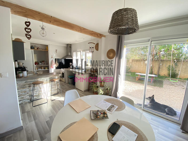 Maison - 245 m² - 8 pièces