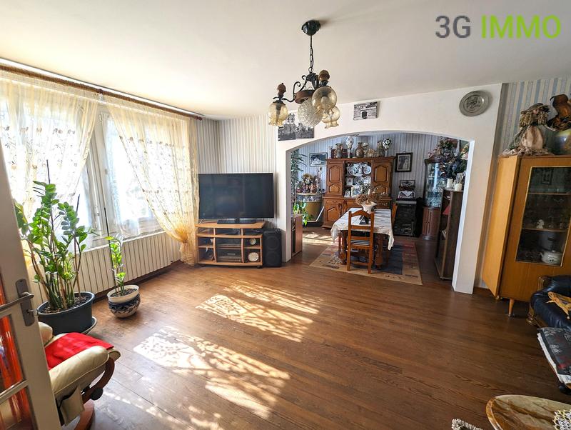 Maison - 140 m² - 5 pièces