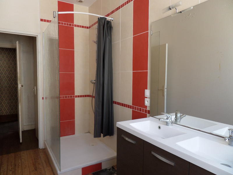 Maison - 152 m² - 9 pièces