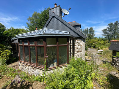 Maison - 130 m² - 9 pièces