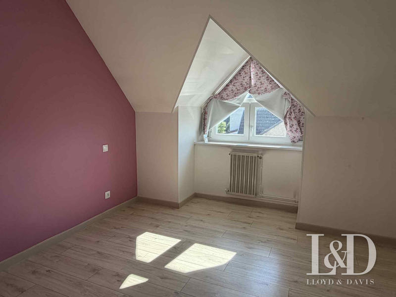 Maison - 91 m² - 5 pièces