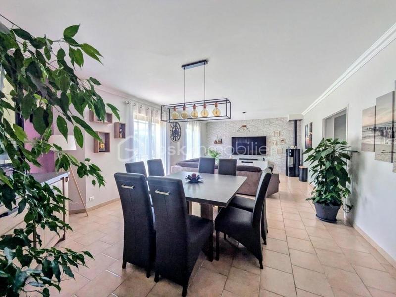 Maison d'architecte - 226 m² - 7 pièces