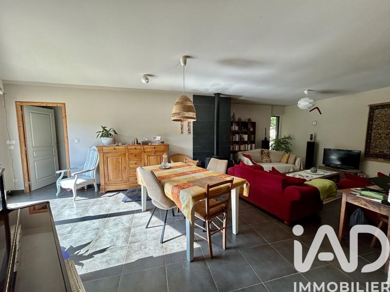 Maison - 138 m² - 5 pièces