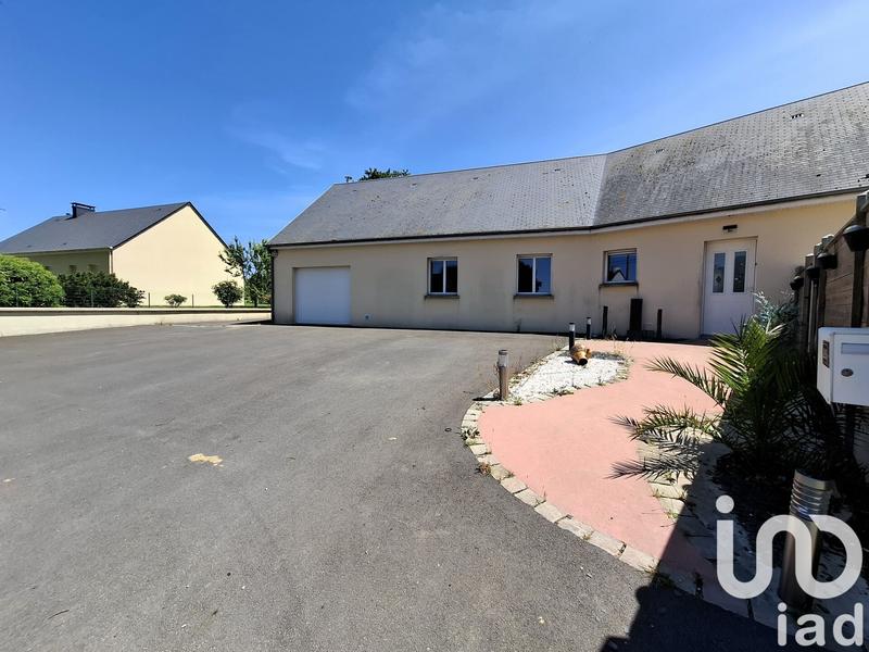 Maison - 203 m² - 9 pièces