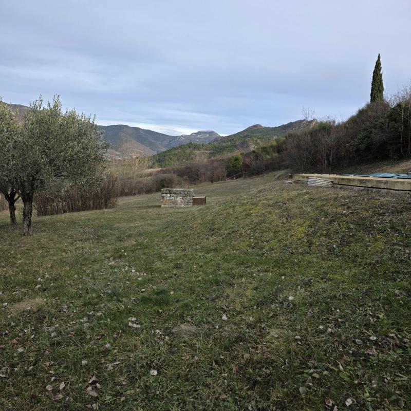 Terrain constructible - 2 848 m²