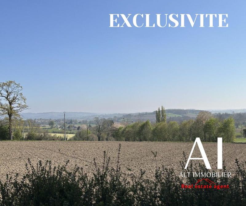 Maison ancienne - 285 m² - 8 pièces