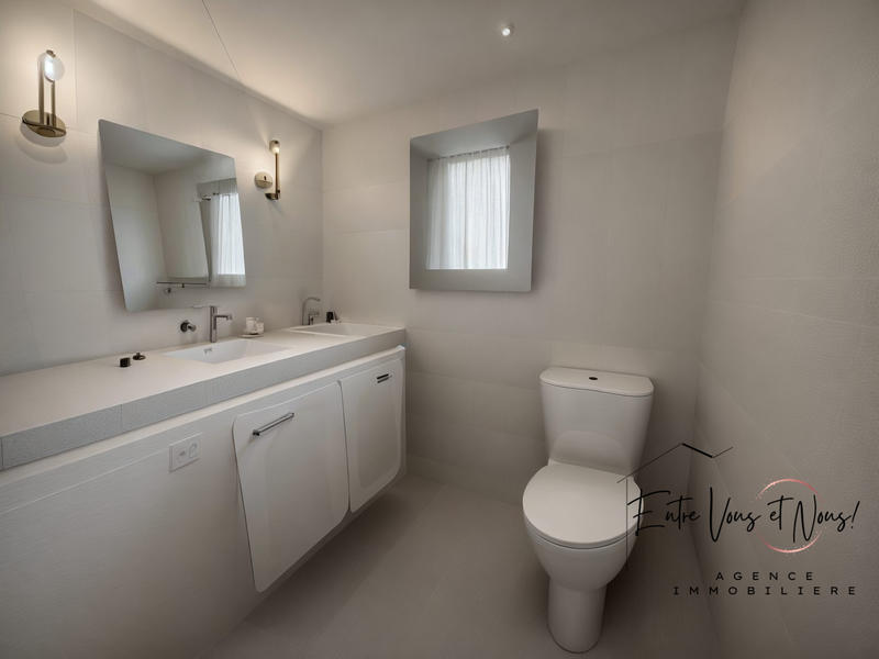 Maison ancienne - 136 m² - 8 pièces