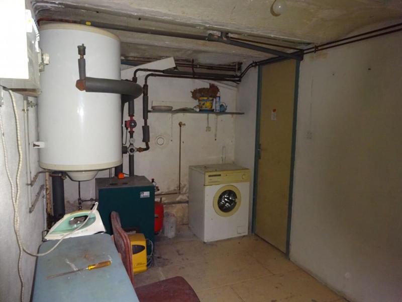 Maison - 200 m² - 7 pièces