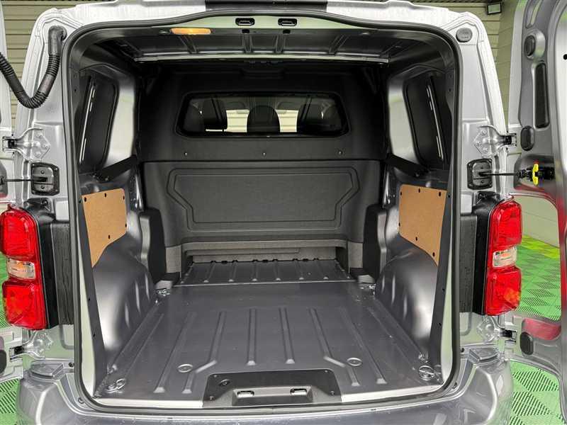 Citroën Jumpy Cabine Approfondie Taille m Bluehdi 145 s&amp;S Eat8