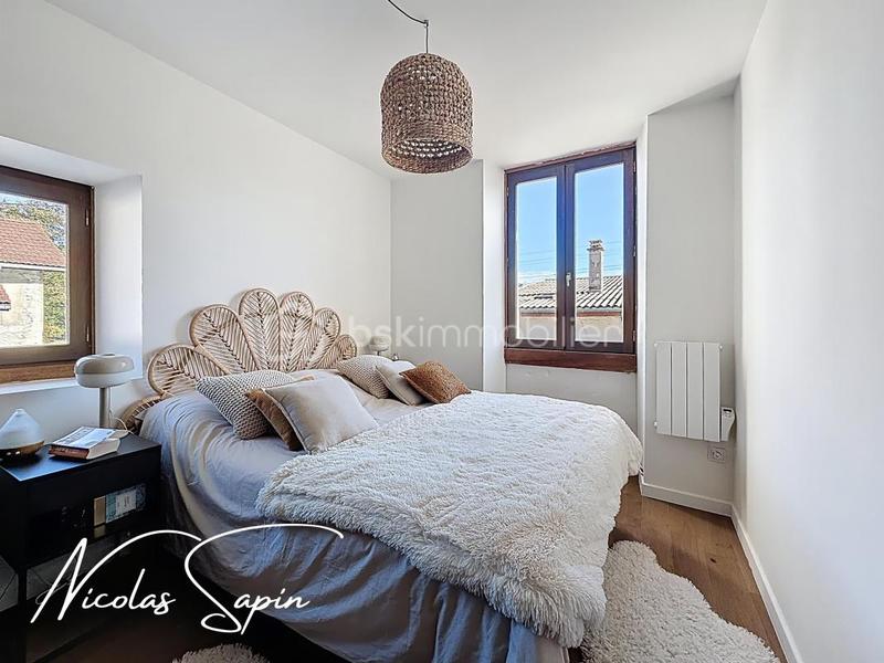 Appartement - 75 m² - 3 pièces