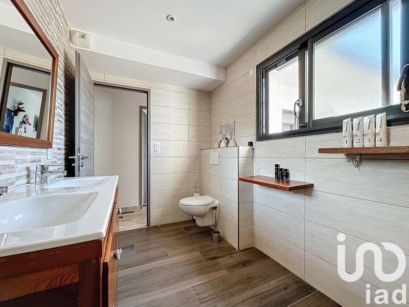 Maison - 172 m² - 5 pièces