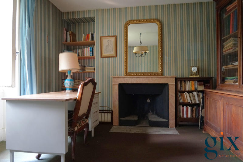 Maison - 179 m² - 7 pièces